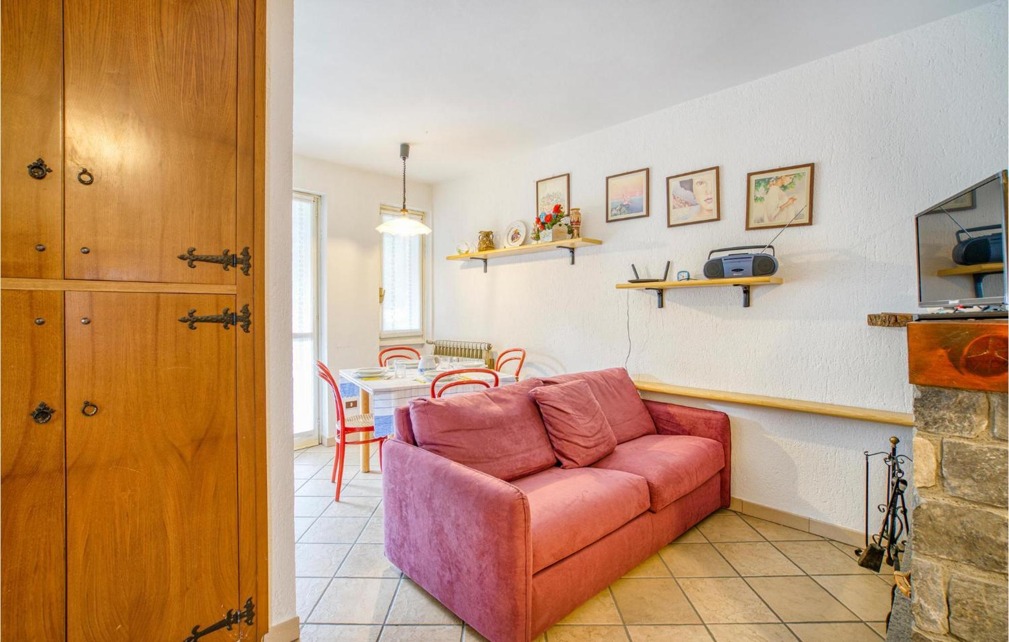 Stunning Apartment In Morgex With Kitchenette Exteriör bild