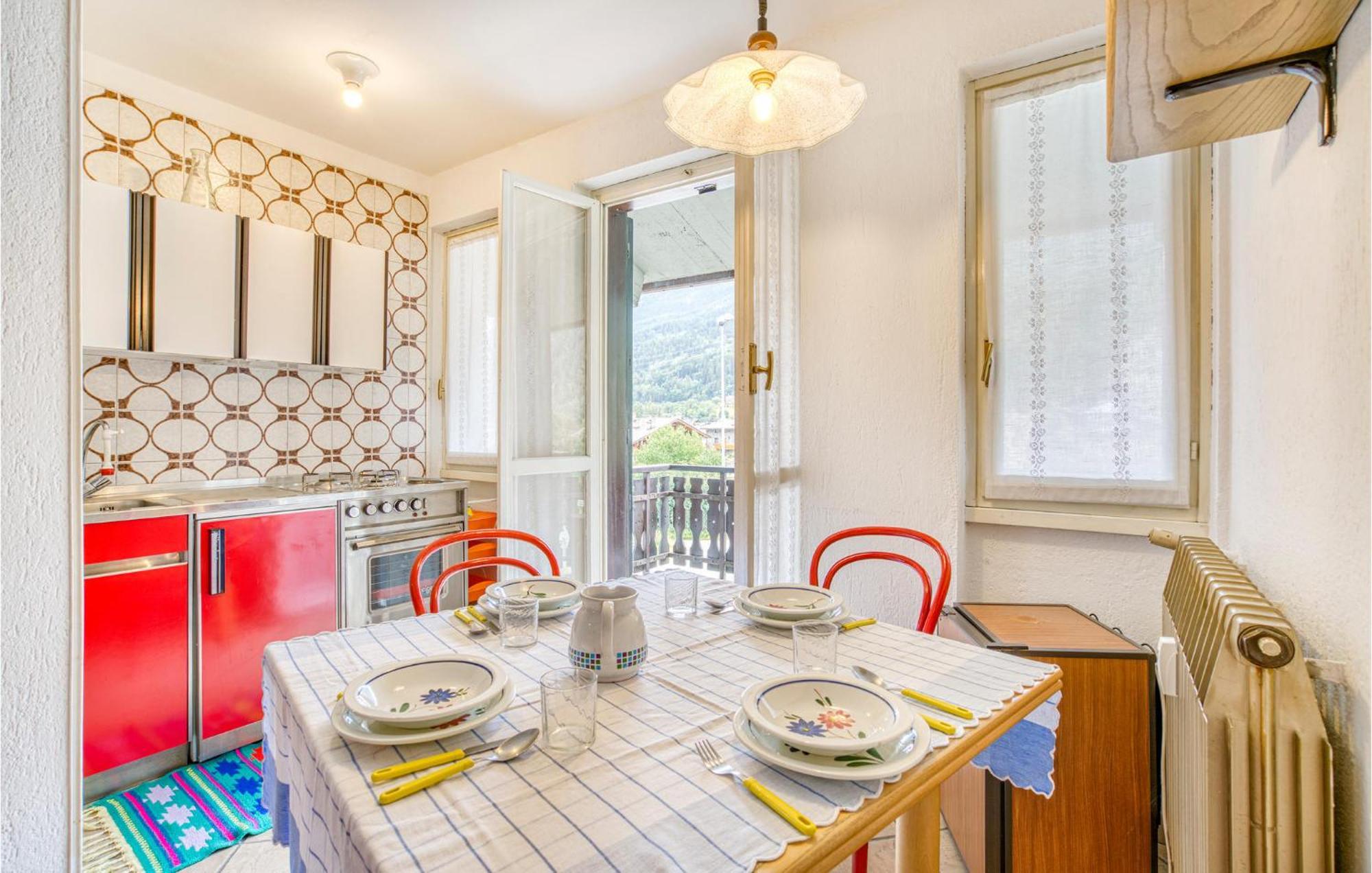 Stunning Apartment In Morgex With Kitchenette Exteriör bild